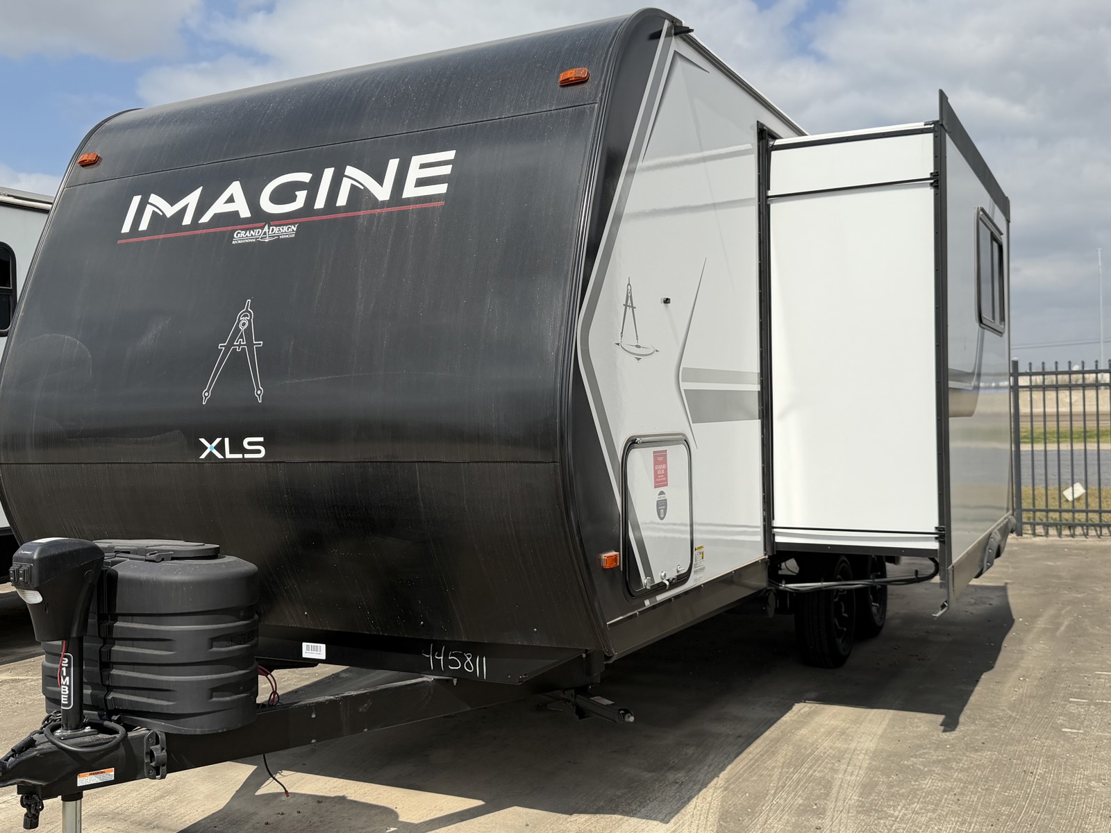 2026 GRAND DESIGN 21MBE - Image 10