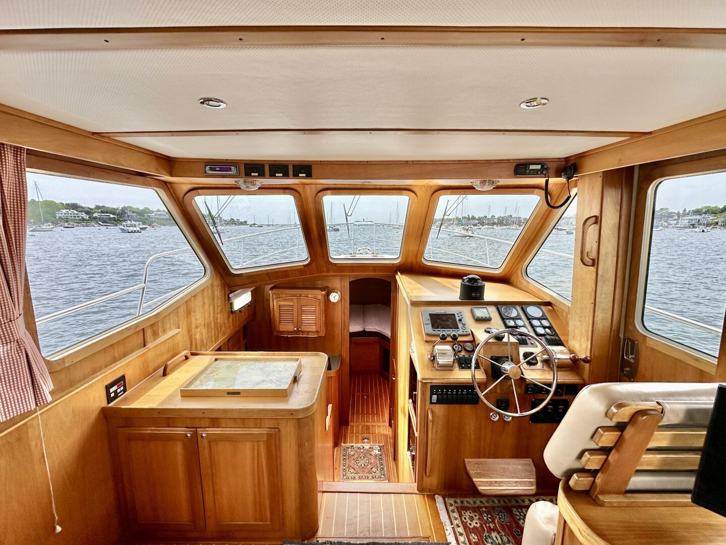 2002 Sabreline 36 Flybridge - Image 12