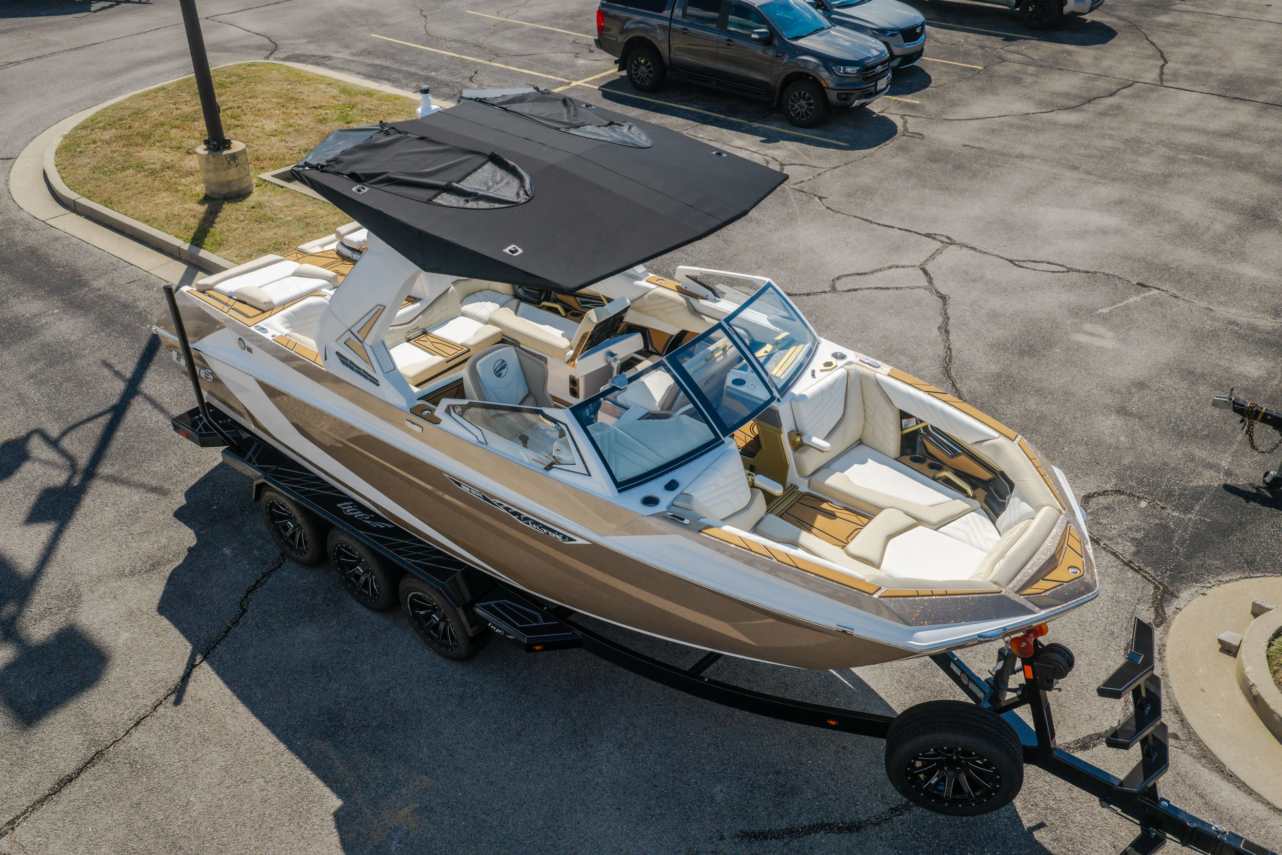 2027 Tigé Ultré 23ZX - Image 7