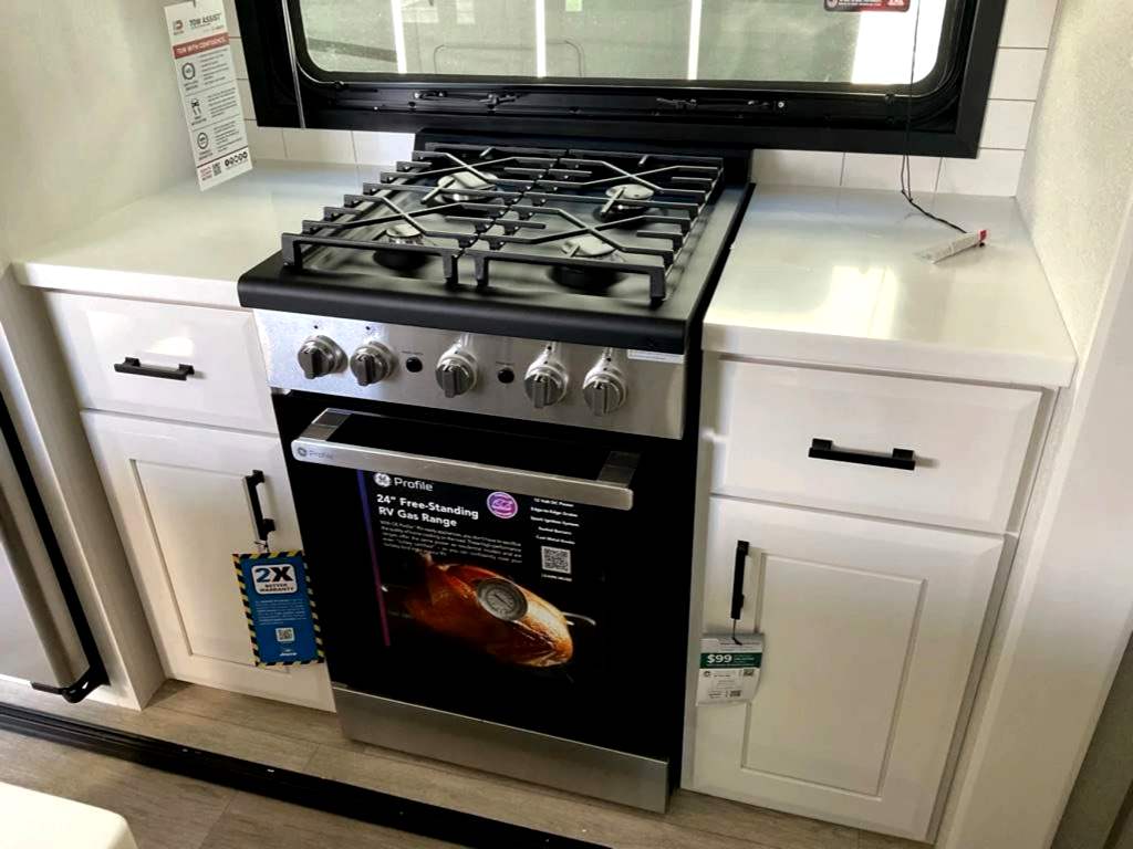 2026 JAYCO PINNACLE 39FLOK - Image 15