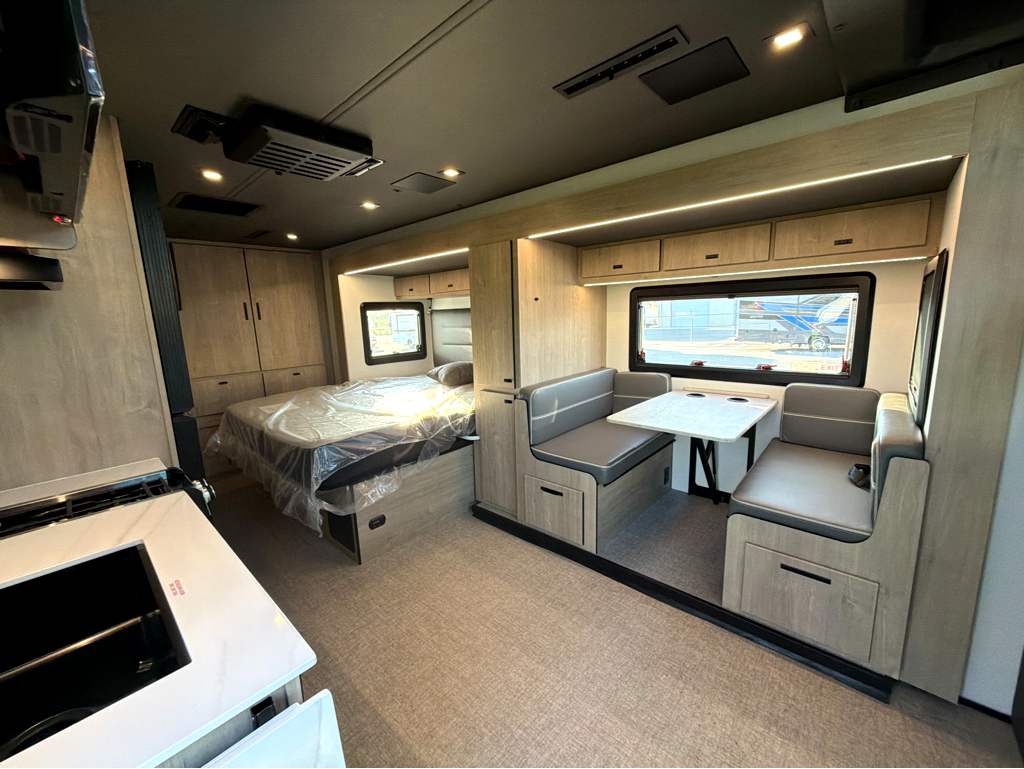 2027 Grand Design Lineage Series M 25FW - Image 18