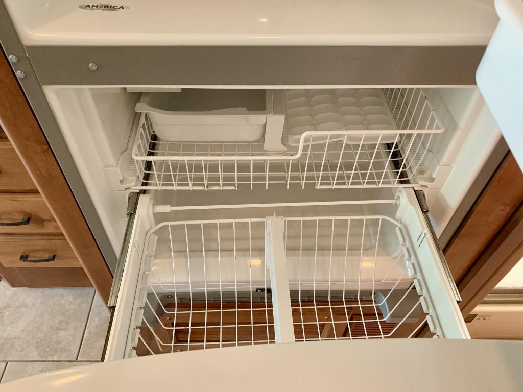 2014 ALLEGRO 36QSA - Image 27