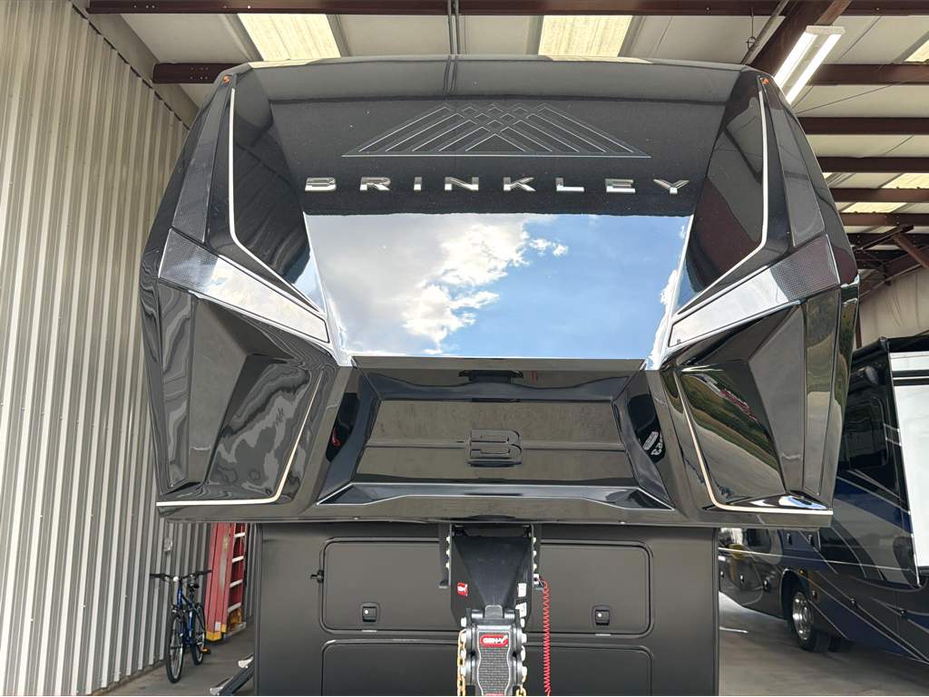 2026 BRINKLEY G 3520 - Image 1