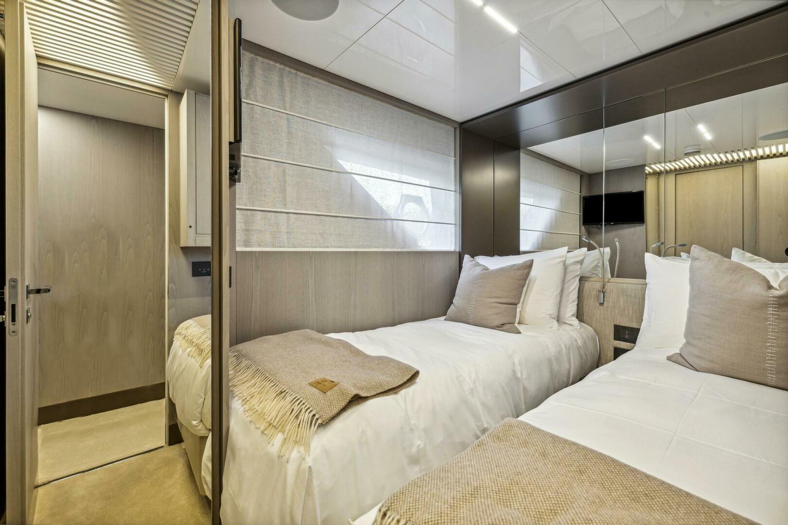2021 Ferretti Yachts 850 - Image 60