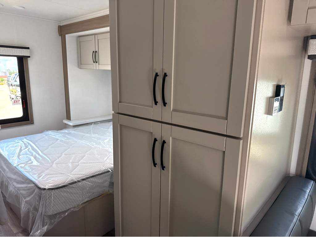 2027 JAYCO REDHAWK SE 22C - Image 18