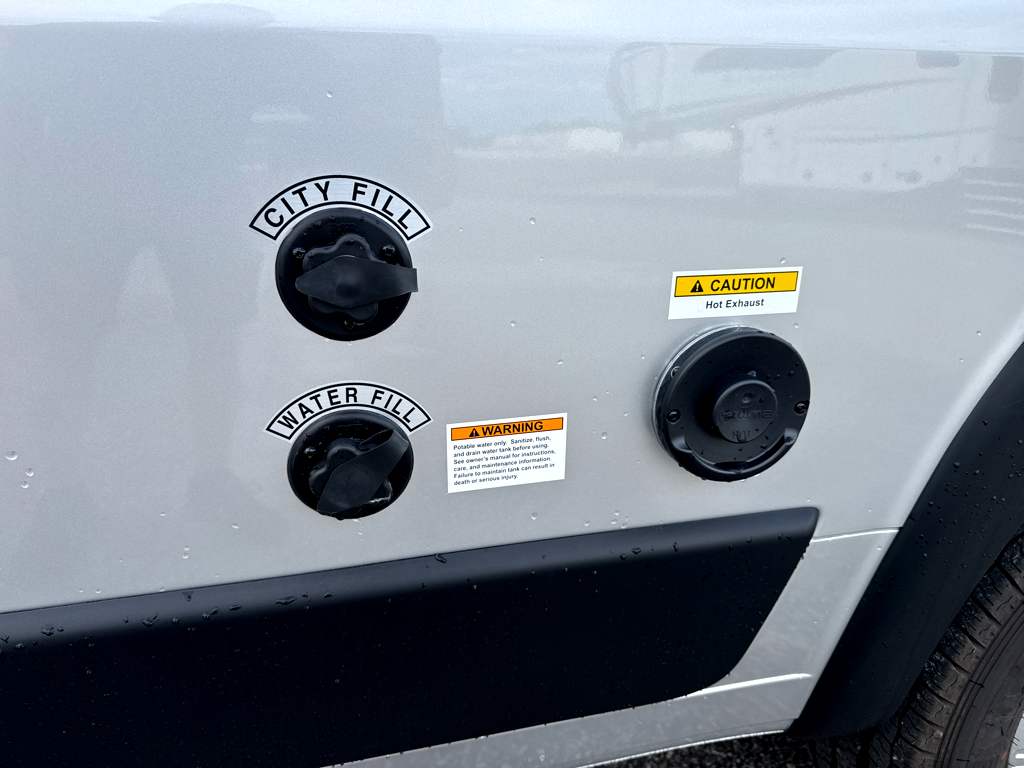 2027 THOR MOTOR COACH SEQUENCE 20L - Image 6