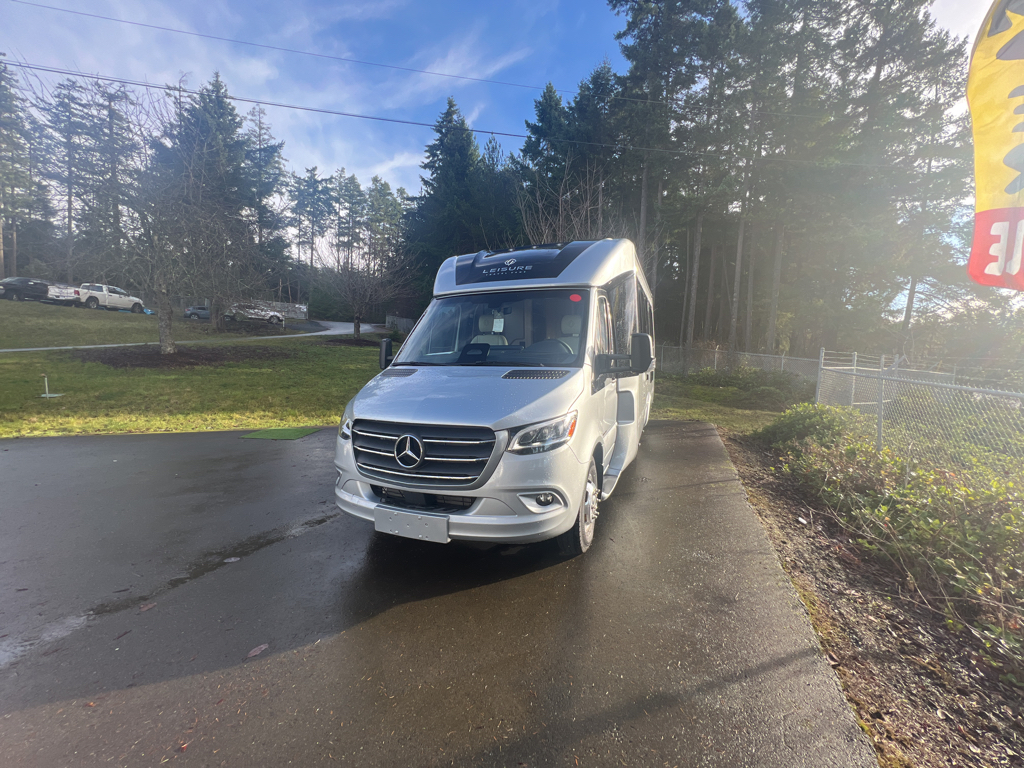 2026 Leisure Travel Unity U24RL - Image 11