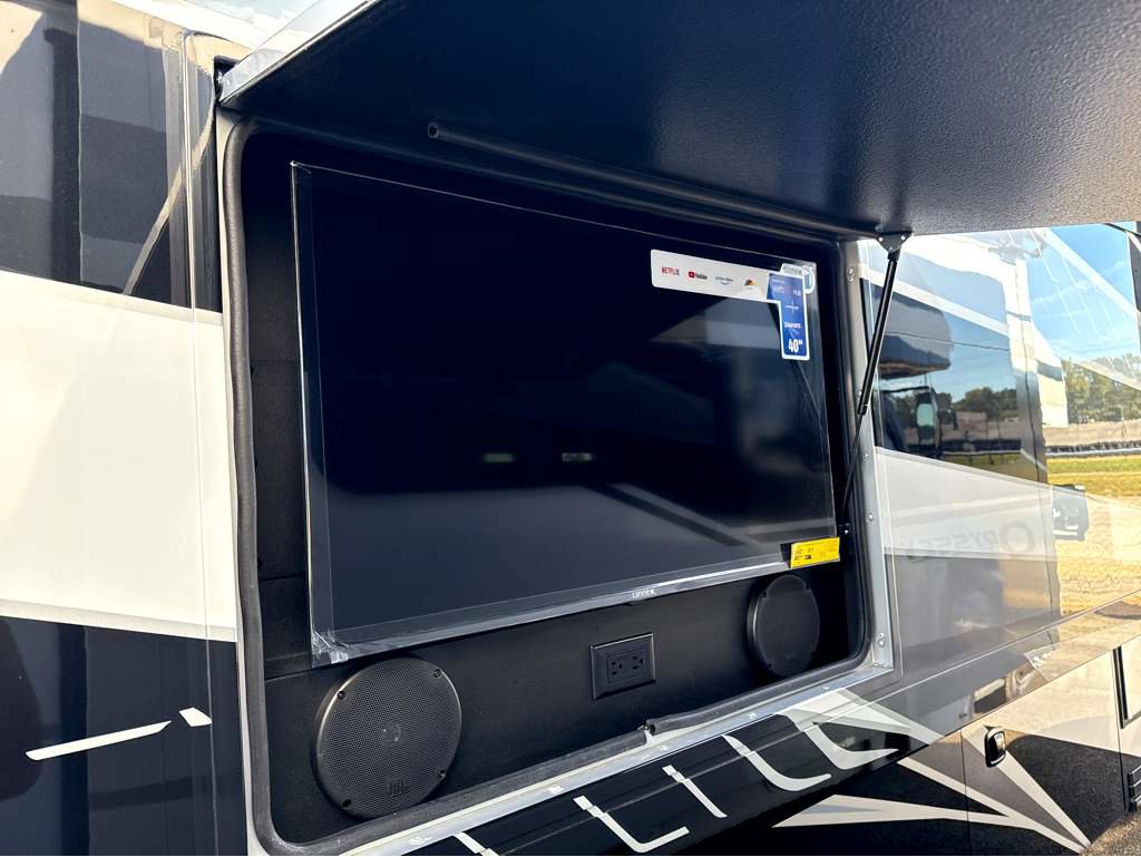 2026 JAYCO SENECA 37M - Image 5
