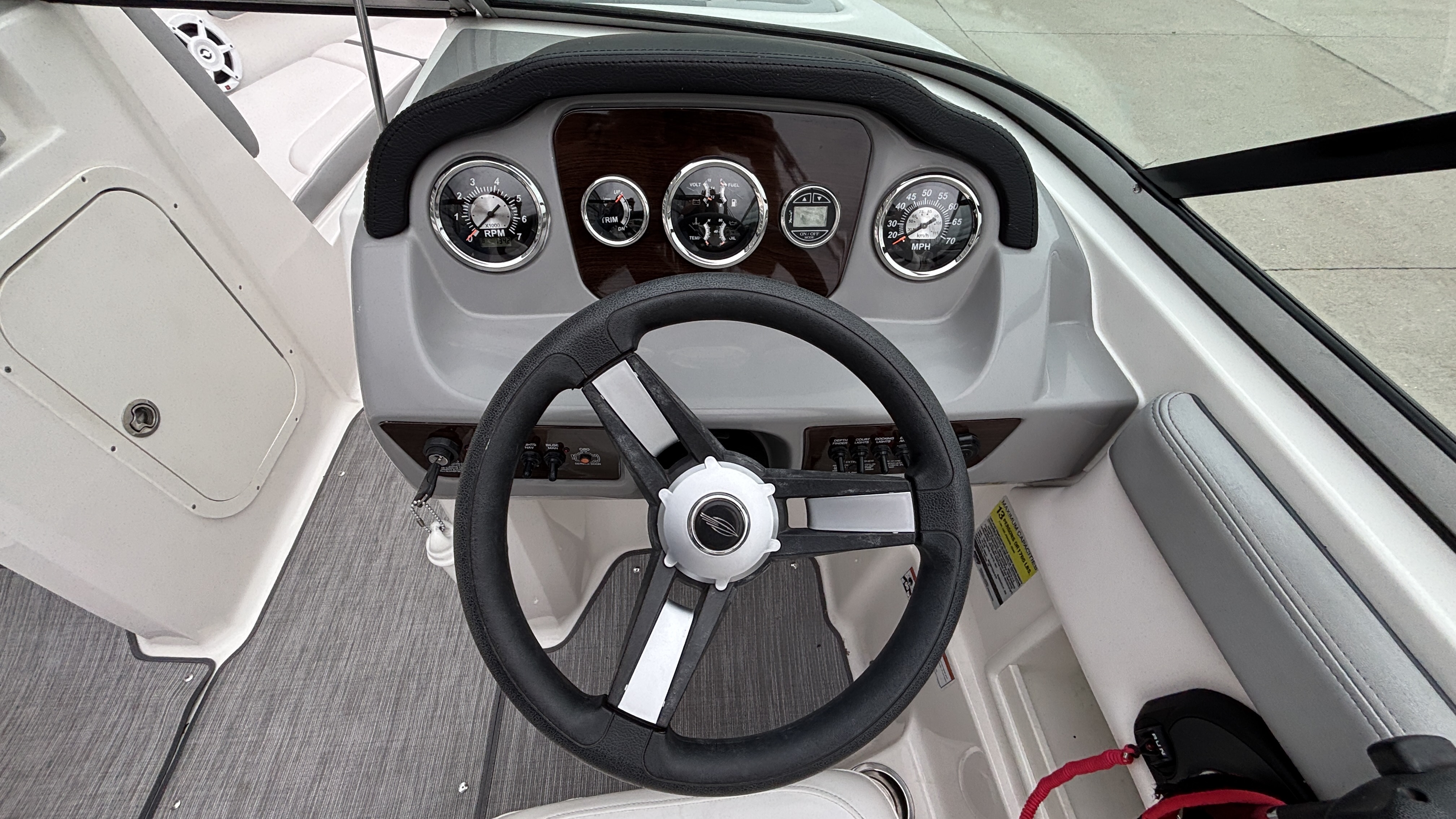 2021 Chaparral 23 SSi - Image 29