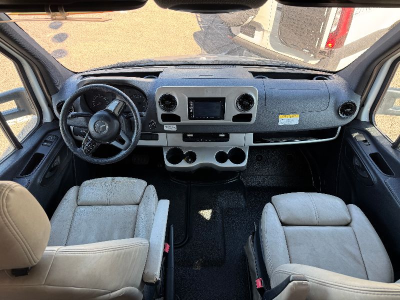 2019 Thor Motor Coach Compass 24SX - Image 4