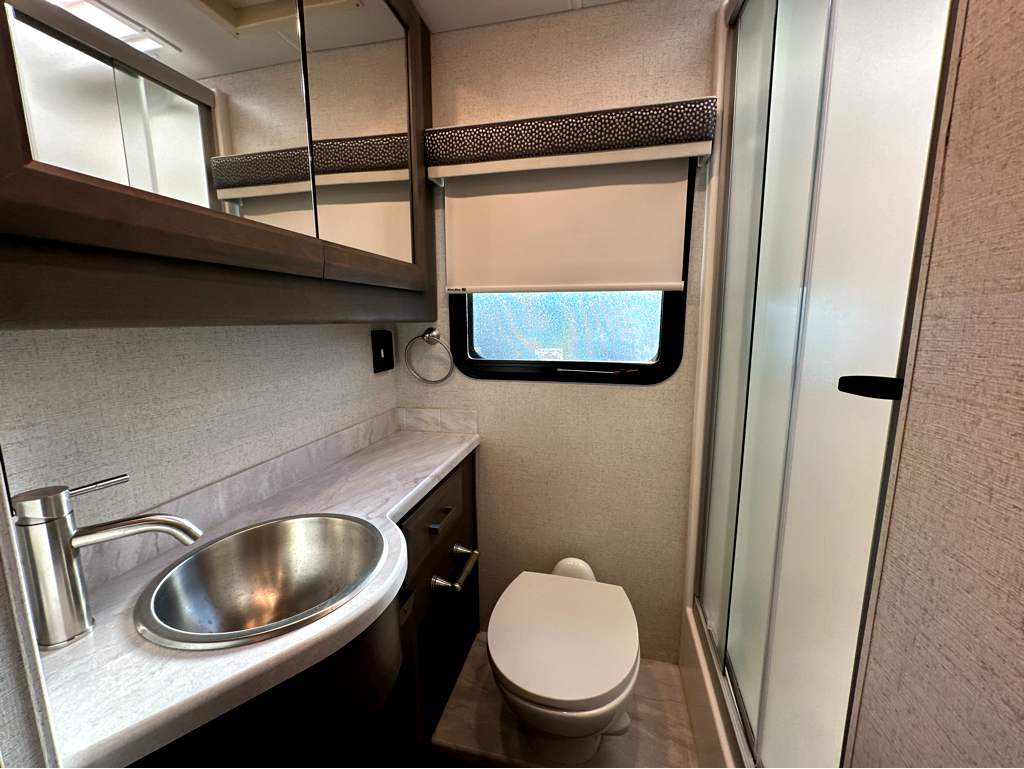 2023 THOR MOTOR COACH PALAZZO 37.6 - Image 15