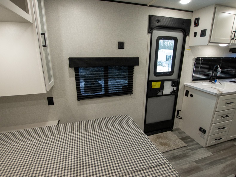 2026 Jayco Jay Flight SLX 210QB - Image 23