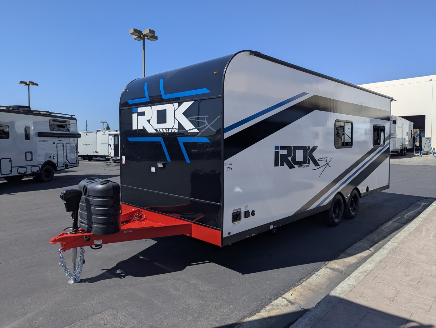 2027 IROK Trailers SX 2218 - Image 4
