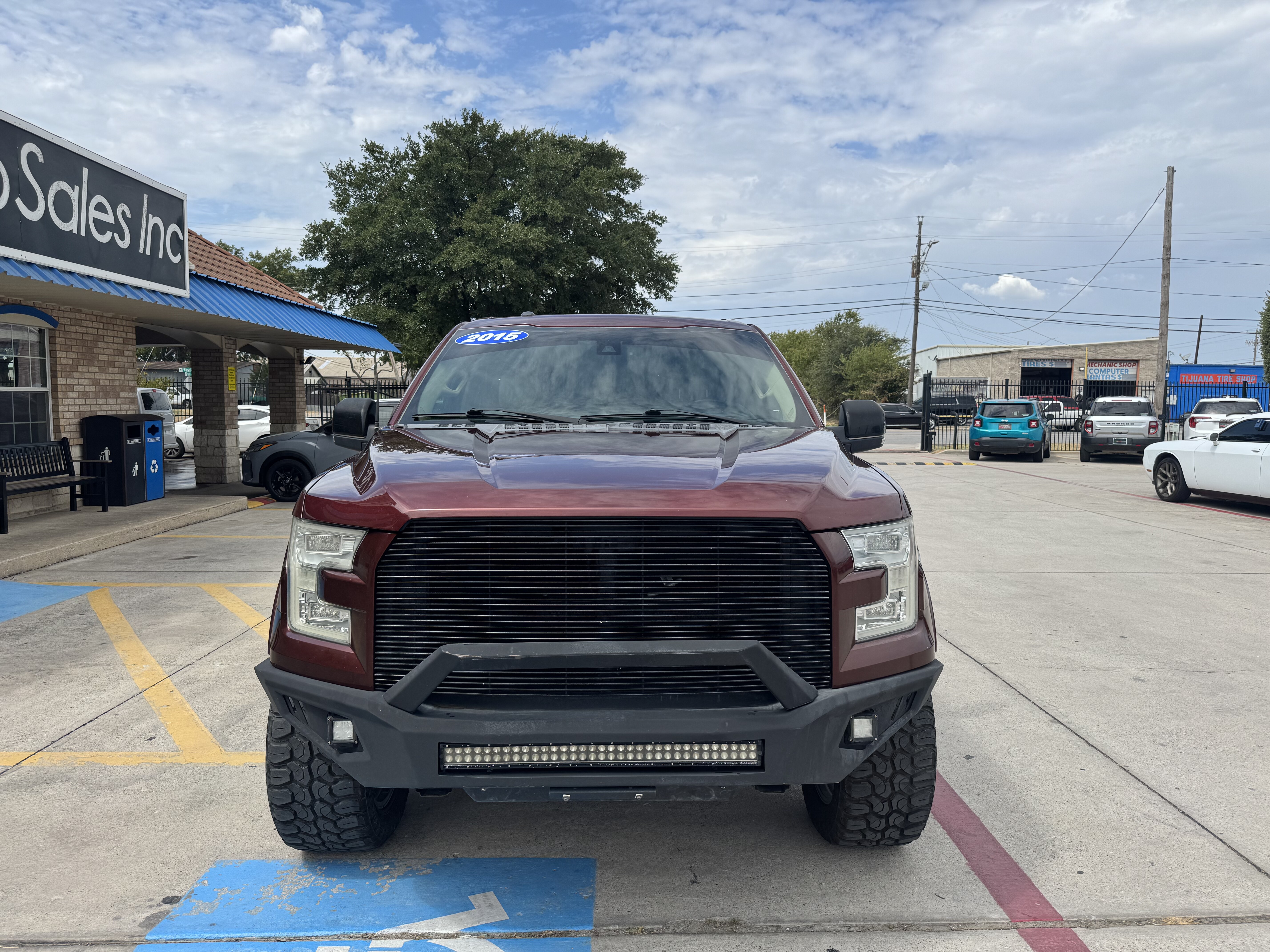 2015 Ford F150 Pickup Crew Cab Lariat 4WD - Image 3