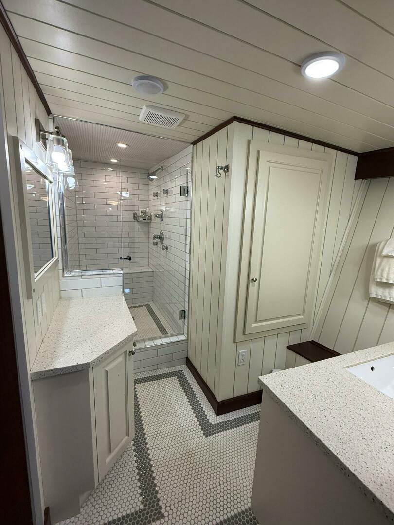 2021 Custom Glovertown Shipyard - Image 36