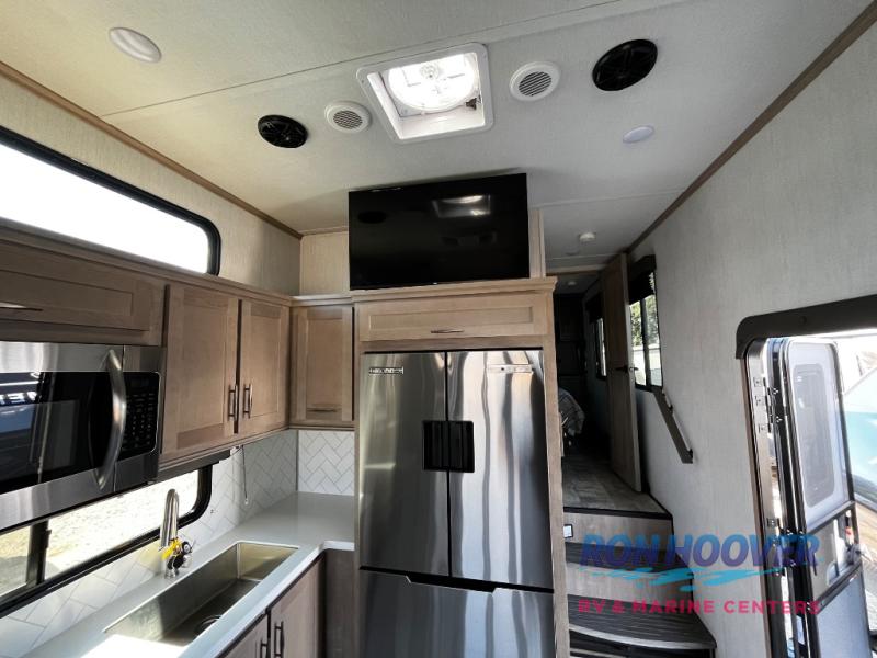 2024 GRAND DESIGN 355G - Image 21