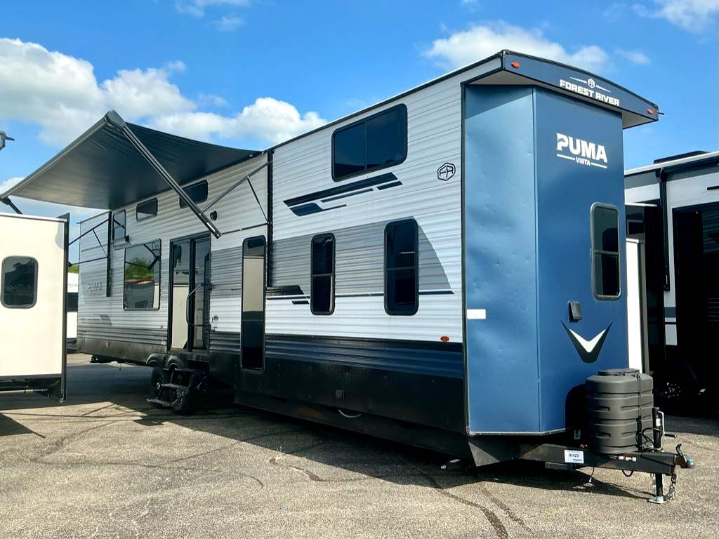 2026 PALOMINO 423LFT - Image 29