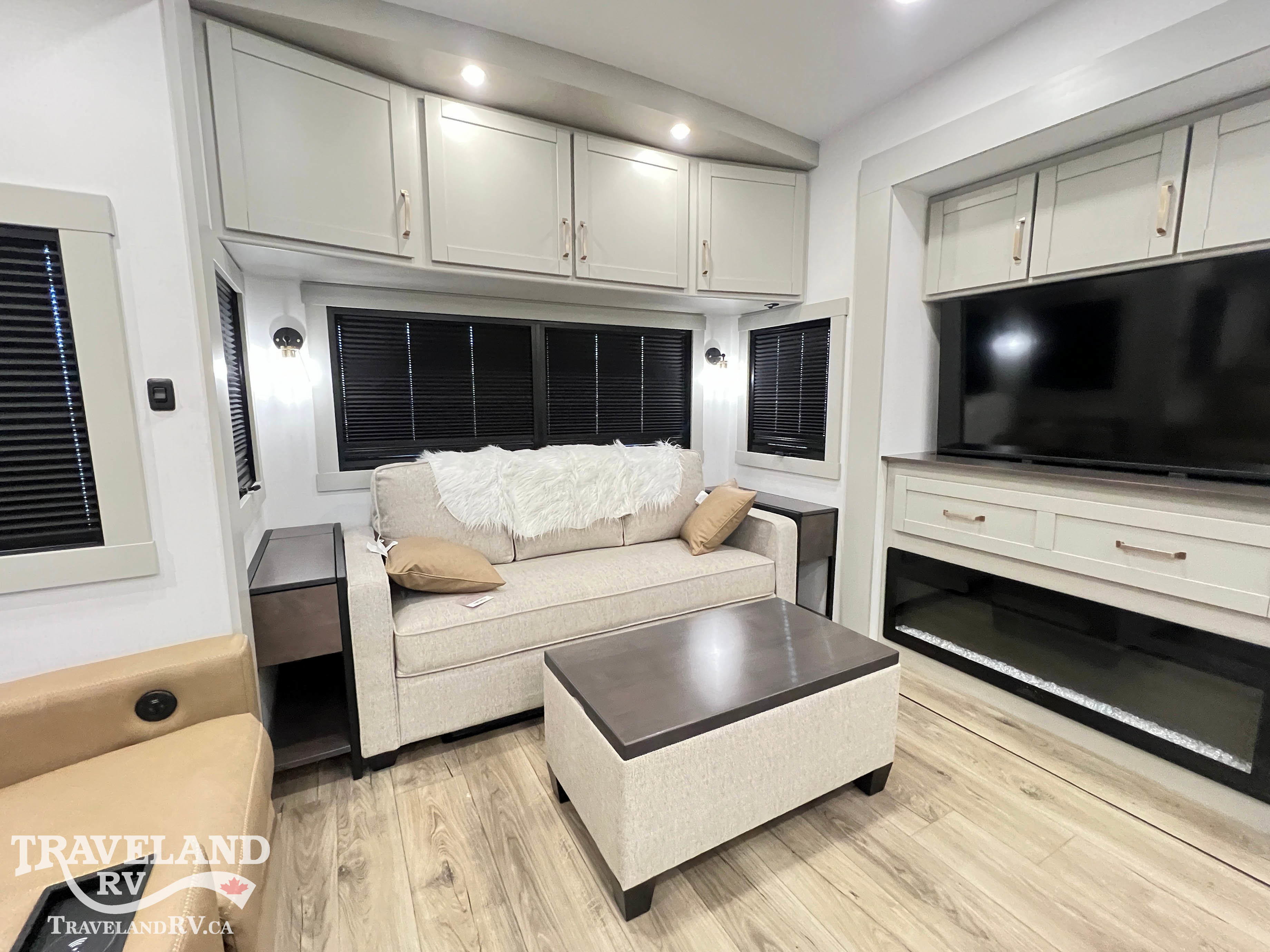 2026 Brinkley RV Model Z 3600 - Image 11