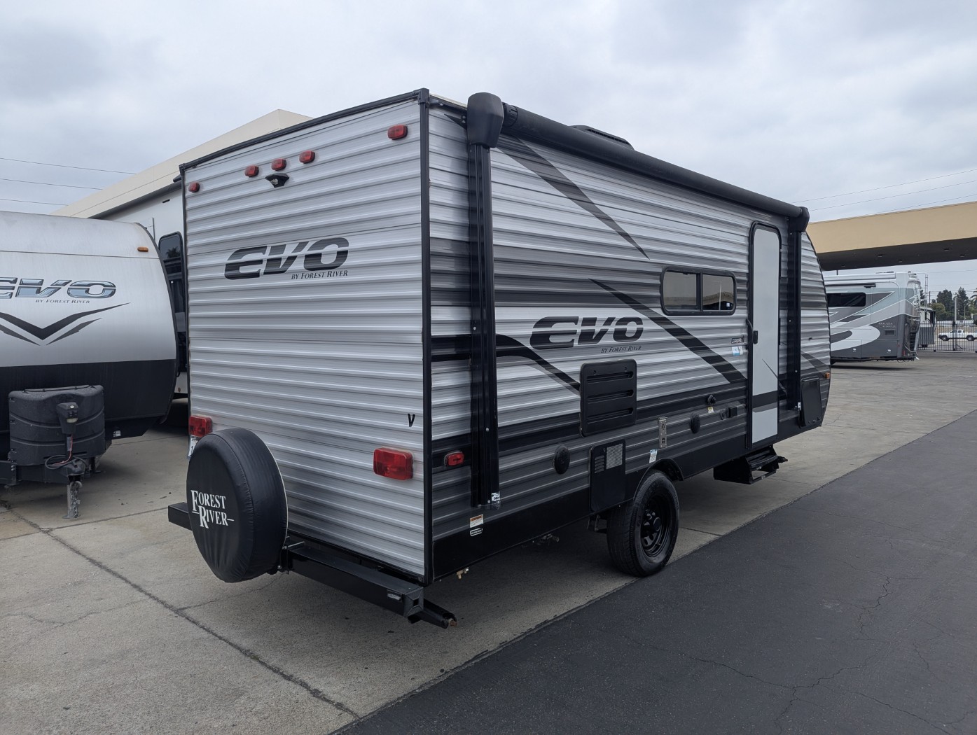 2022 Forest River EVO 177BQ - Image 5