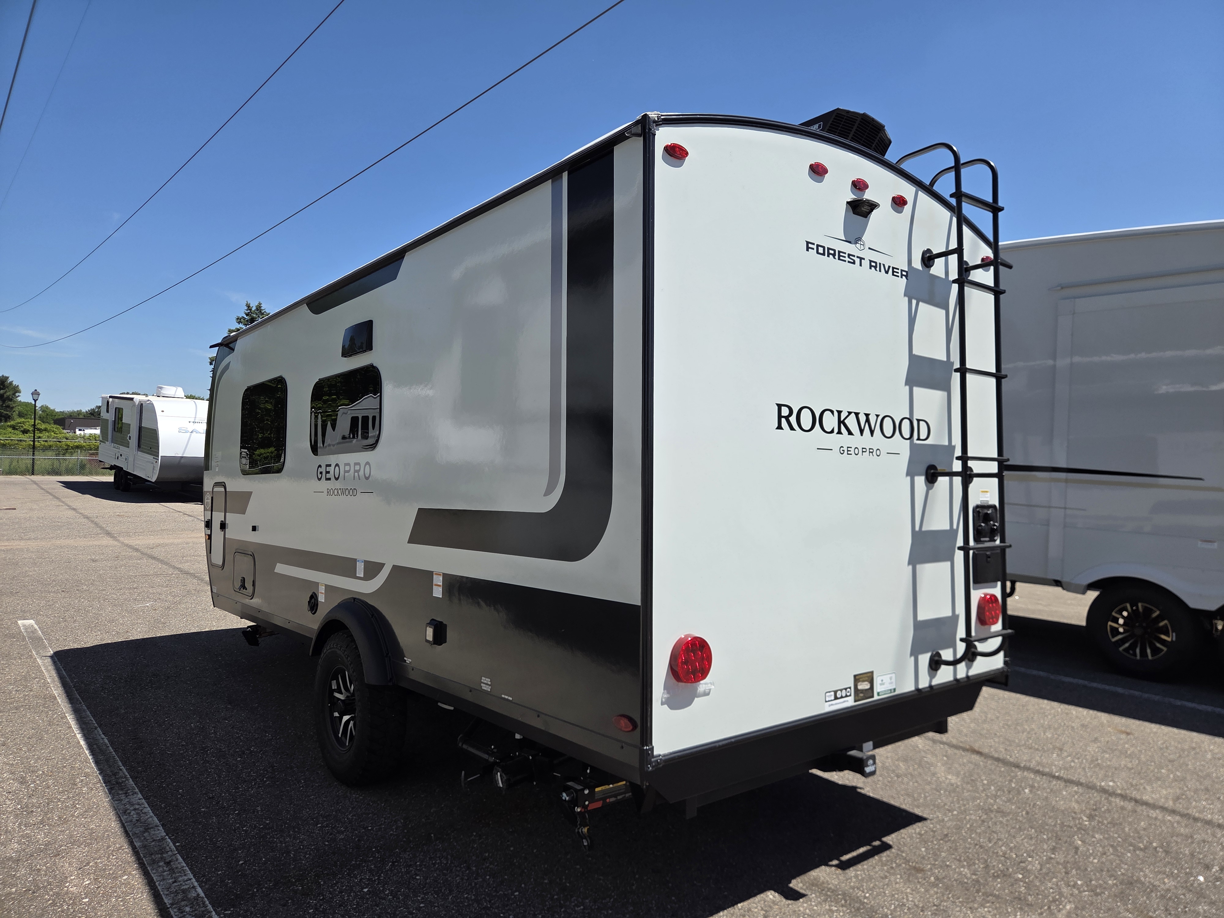 2026 Forest River Rockwood Geo Pro 19FD - Image 3