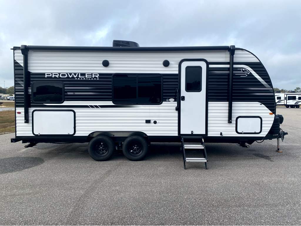 2026 HEARTLAND PROWLER 2000MB - Image 10