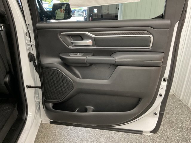 2026 Ram 1500 Big Horn 4x4 Crew Cab 5'7" Box - Image 23