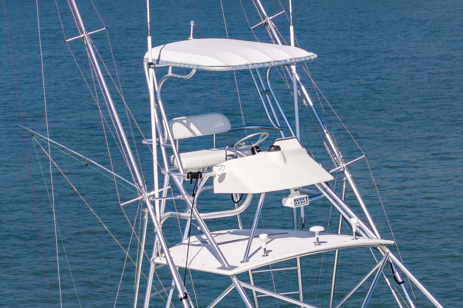 2003 Custom Carolina 40 Layton Express - Image 53