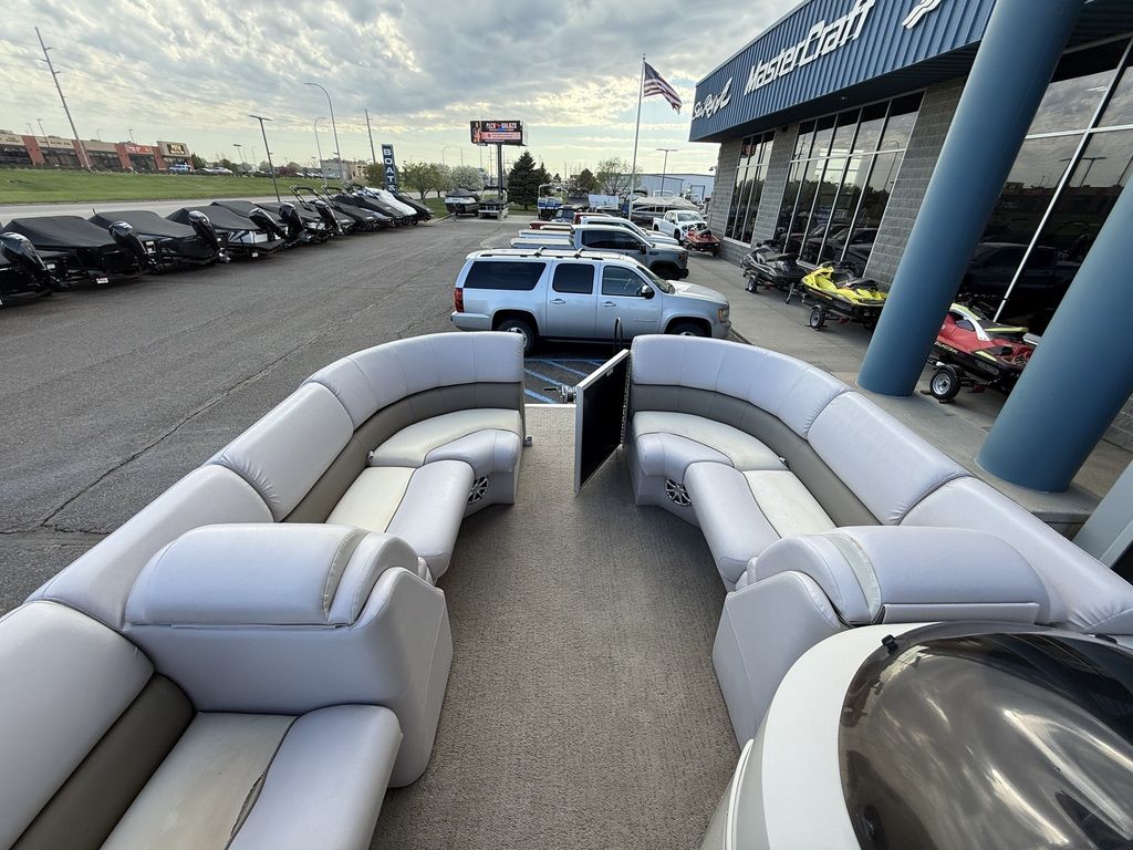 2015 Bennington 2250 GSR - Image 26