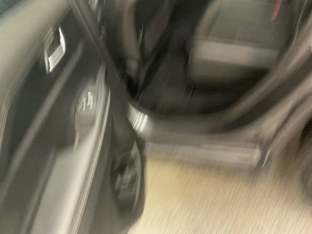 2025 Jeep Grand Cherokee Altitude X 4X4 - Image 26
