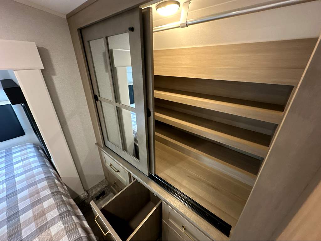 2026 JAYCO EAGLE 335LSTS - Image 30
