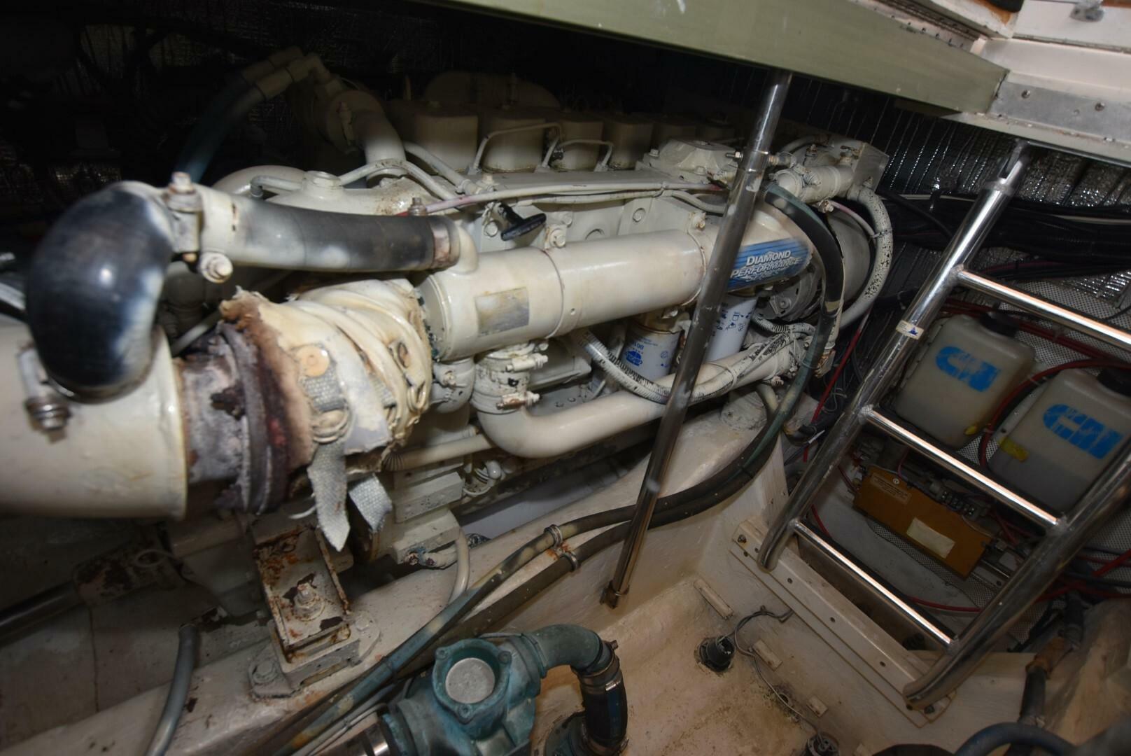 1999 Legacy 34 Express - Image 21