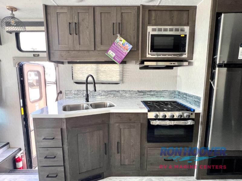 2024 COACHMEN 31TS - Image 23