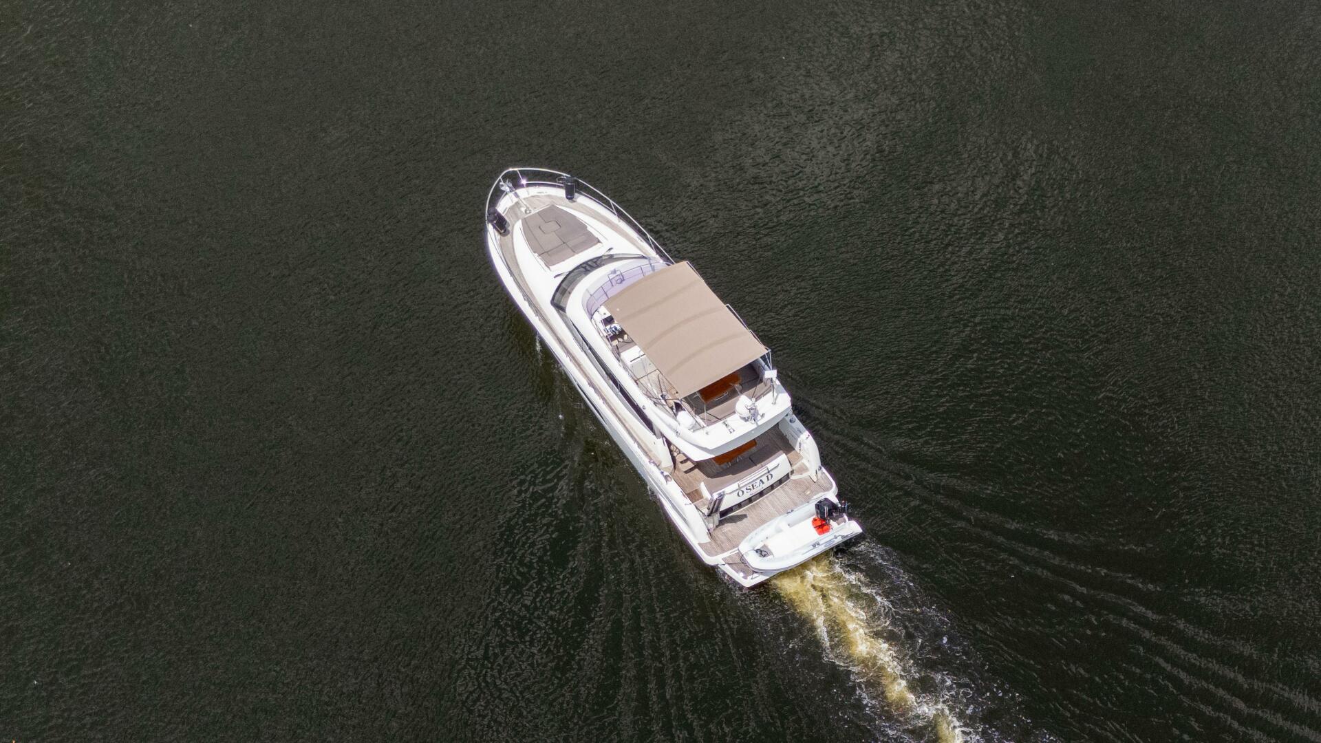 2018 Prestige 500 Flybridge - Image 6