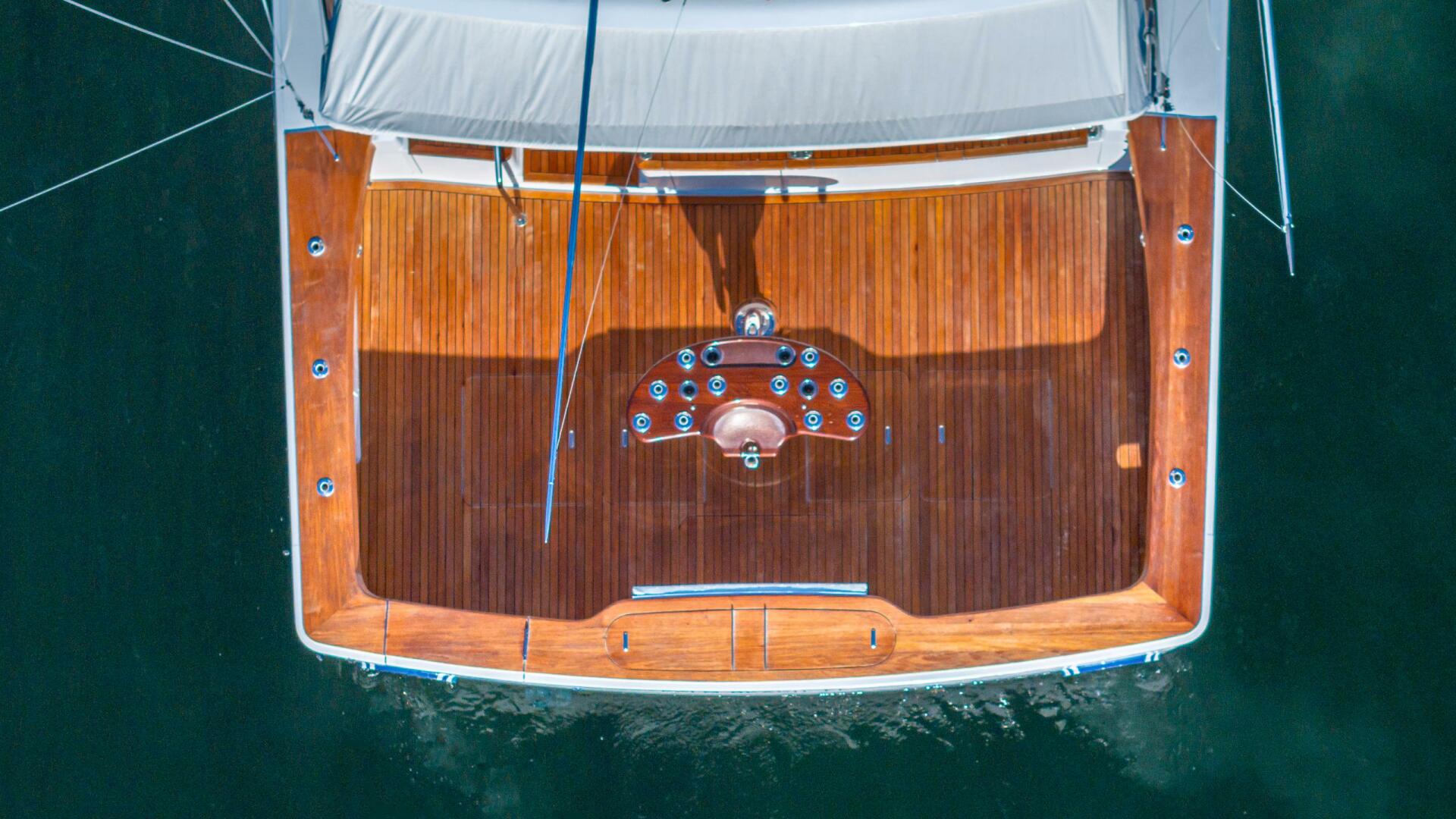 2004 Viking Boats - Image 40