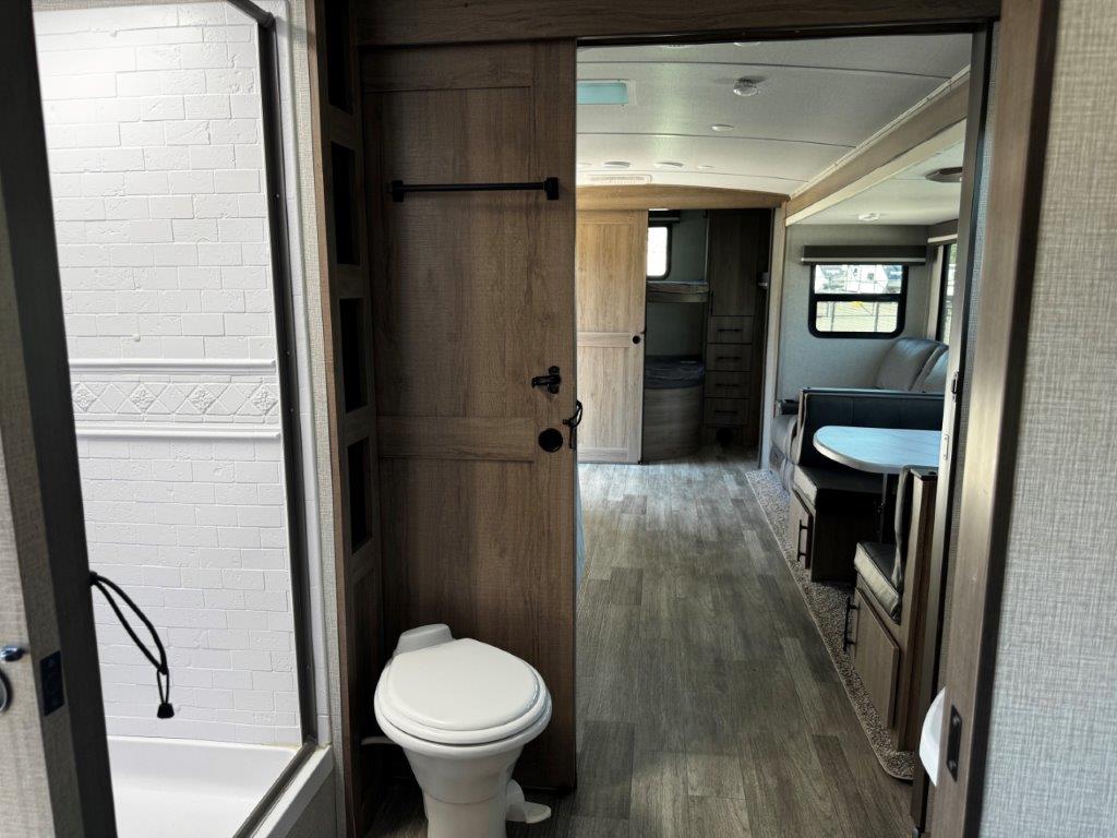 2023 Grand Design Imagine 2910BH - Image 32