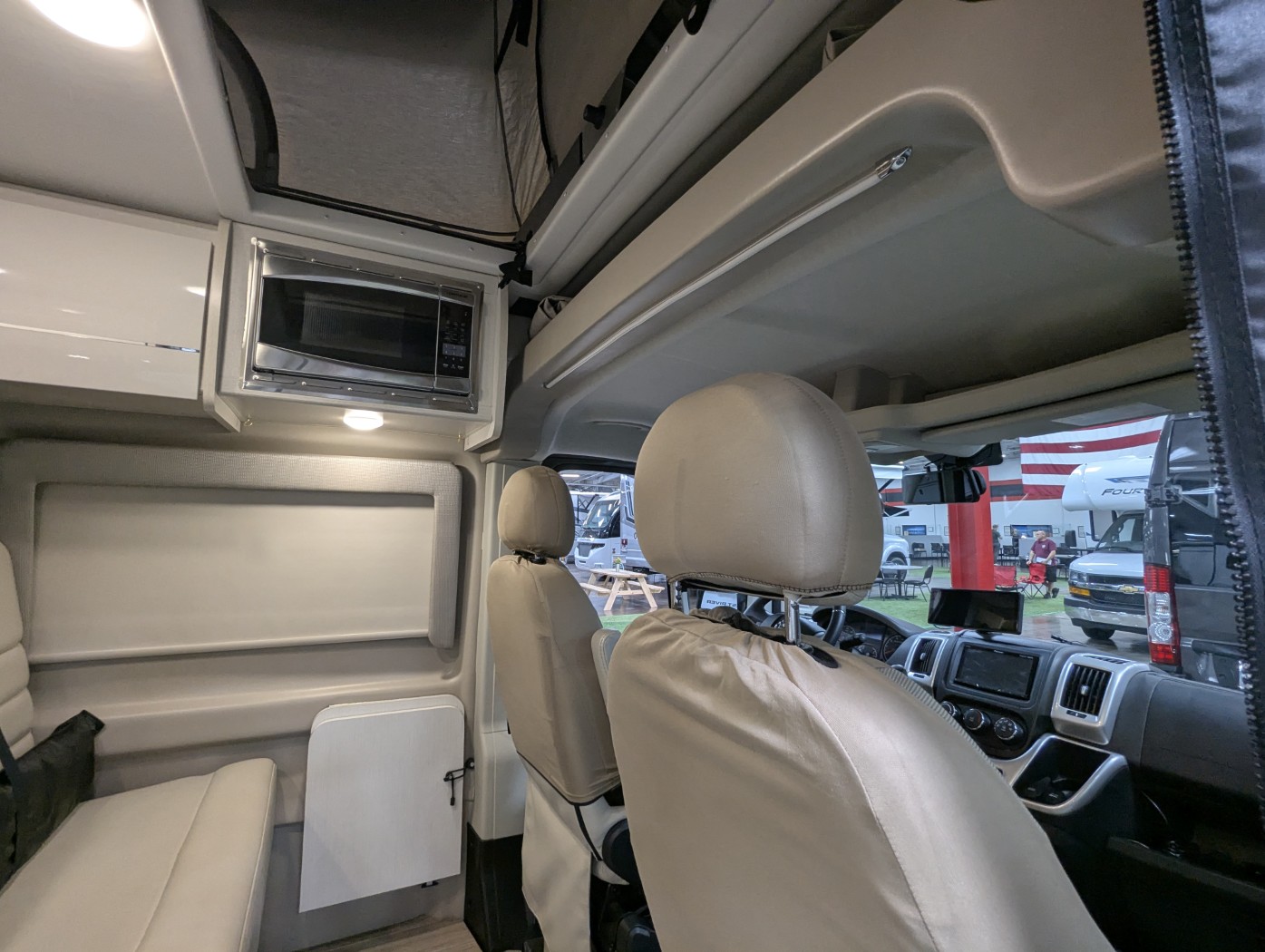 2023 Thor Motor Coach Rize 18A - Image 15