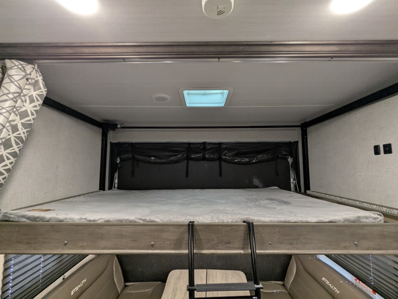 2021 Forest River Stealth FQ2413 - Image 21