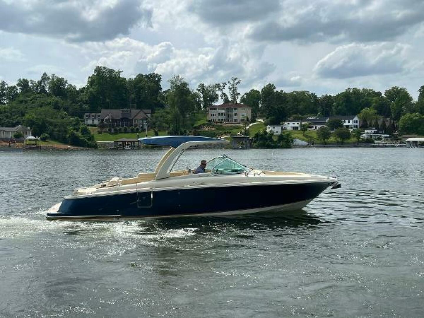 2020 Chris-Craft Launch 31 GT - Image 81