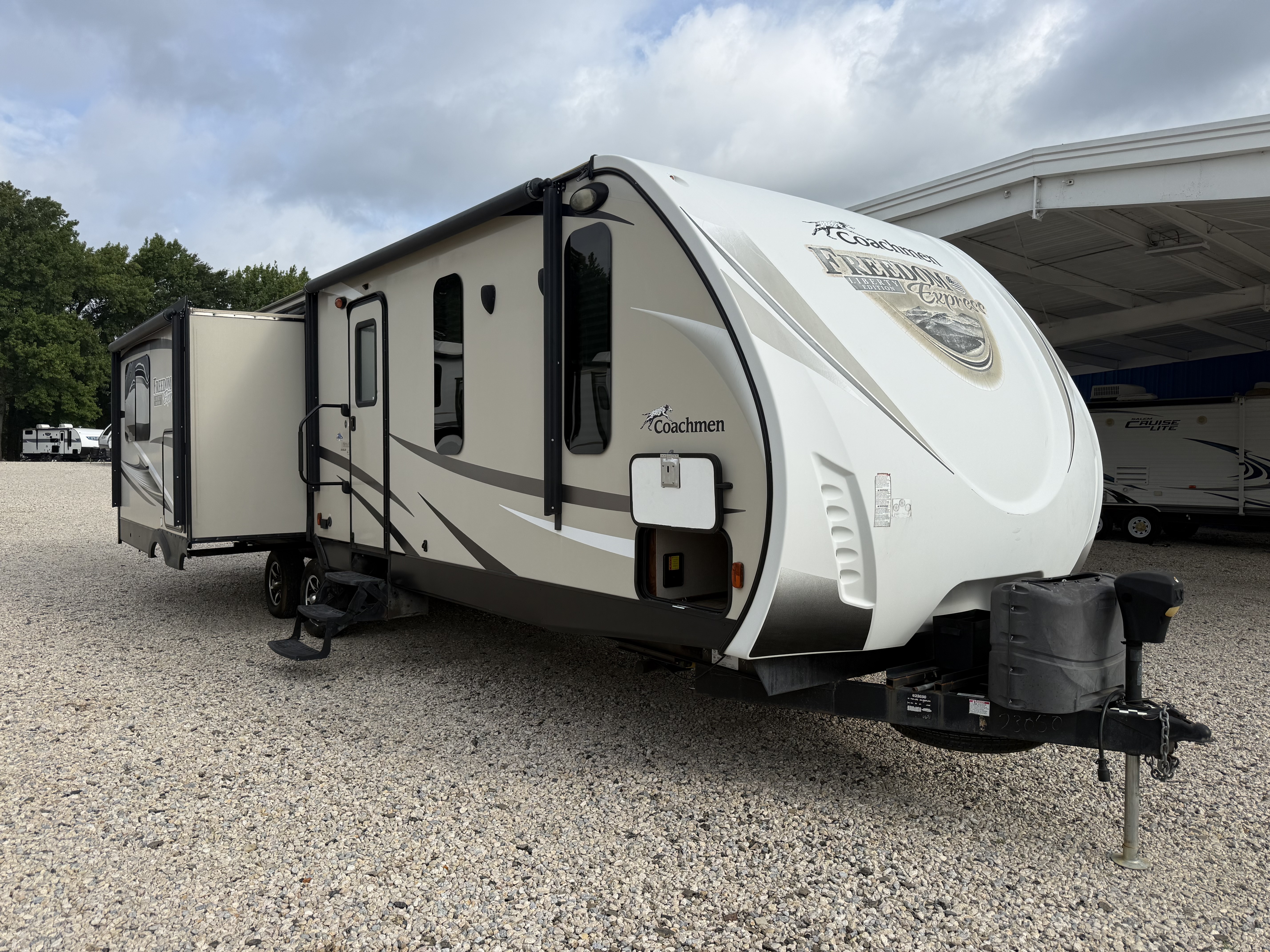 2016 Coachmen Freedom Express 293rlds