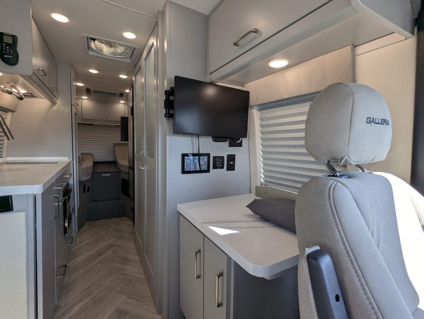 2025 Coachmen Galleria Li3 24A - Image 15