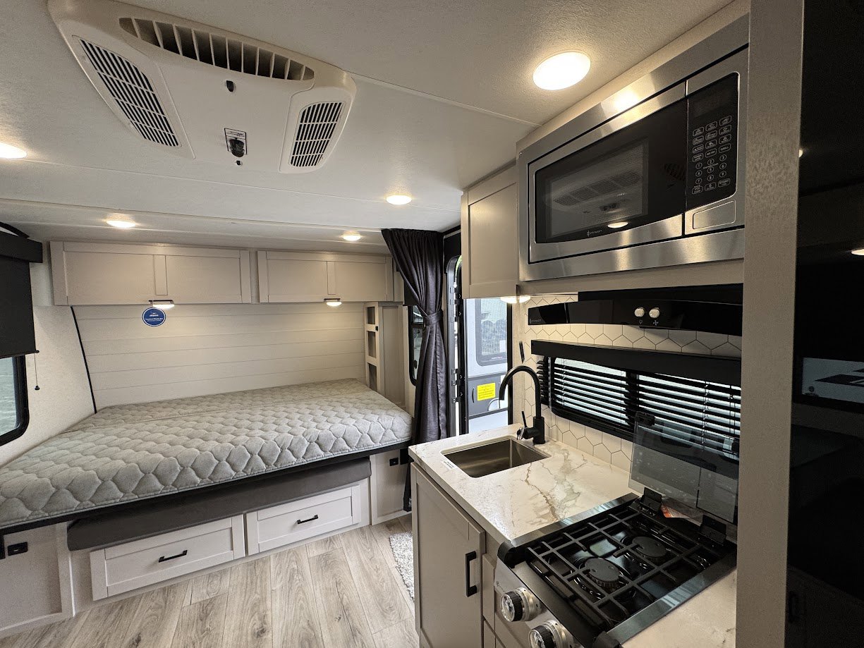 2026 JAYCO JAY FEATHER AIR 19MBS - Image 39