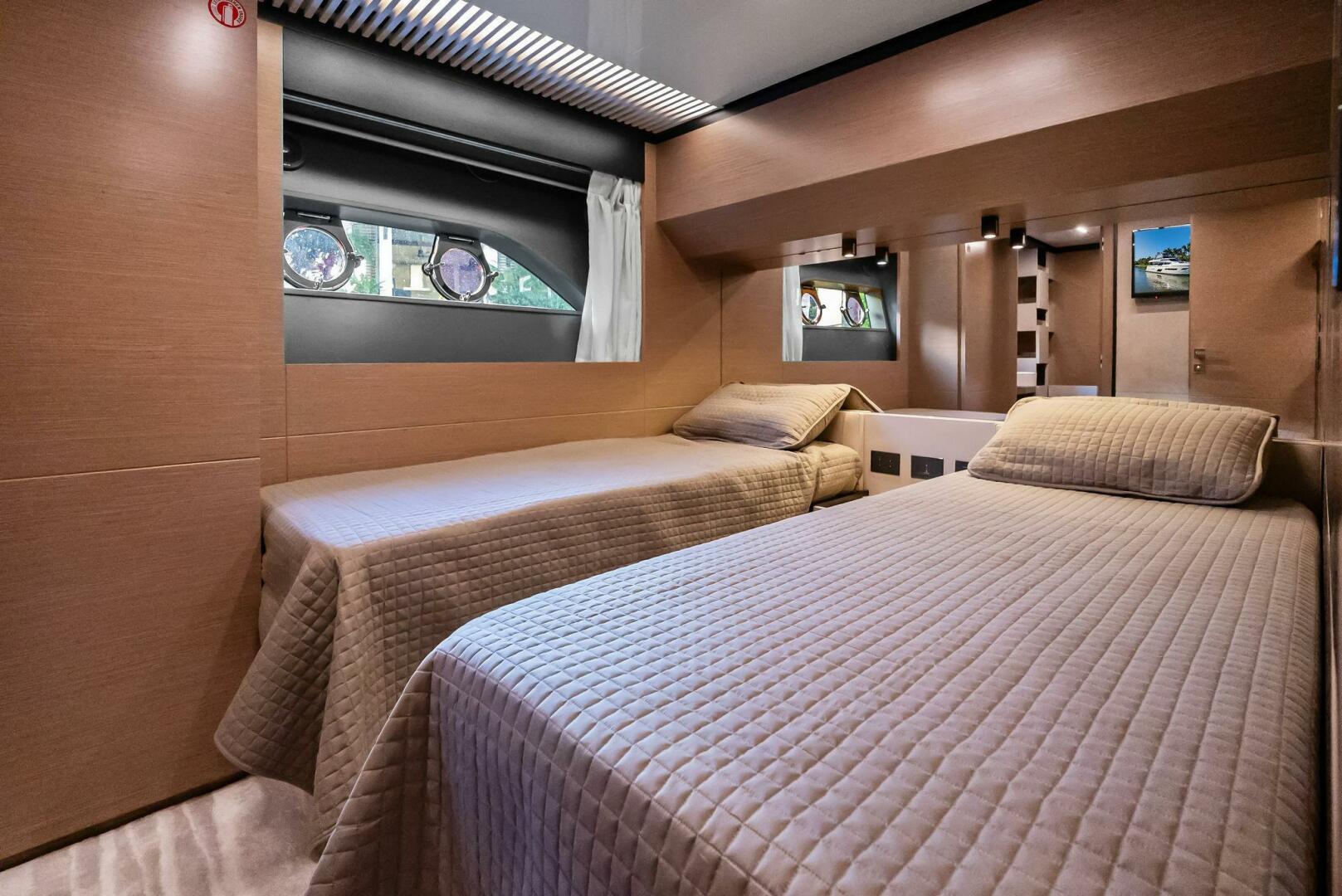 2019 Ferretti Yachts Ferretti Yachts Ferretti 780 Base - Image 46