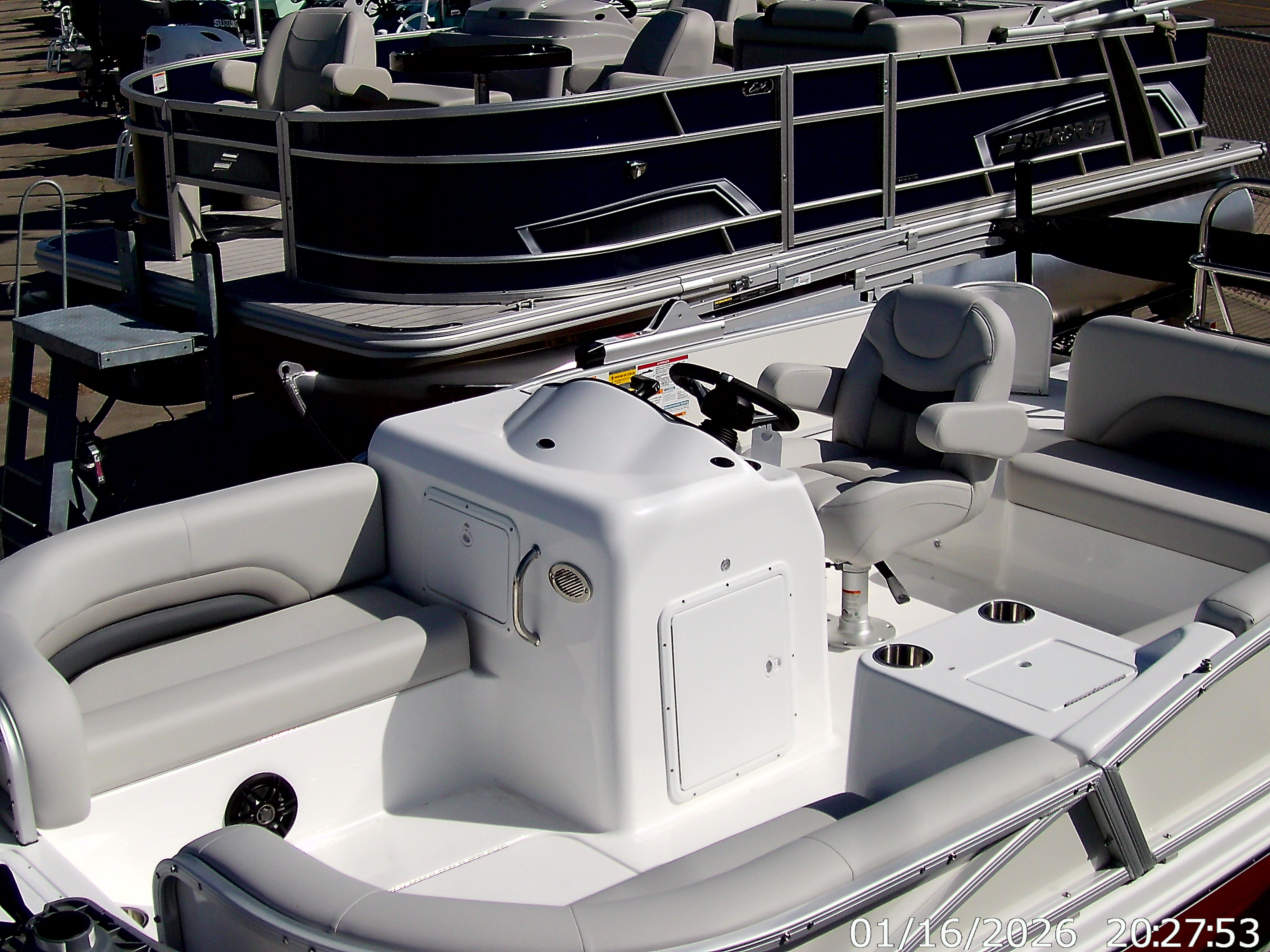 2026 HURRICANE 2026 FUNDECK 198 RE - Image 13