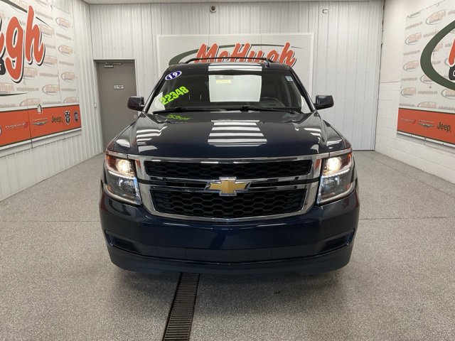 2019 Chevrolet Suburban 1500 Utility 4D LT 4WD - Image 2