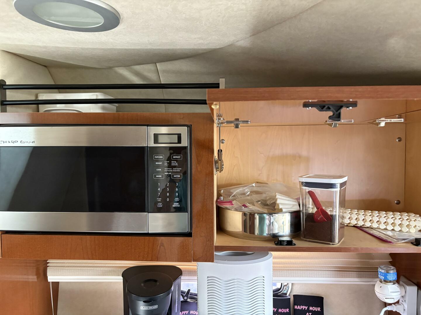 2012 Sea Ray 310 Sundancer - Image 29