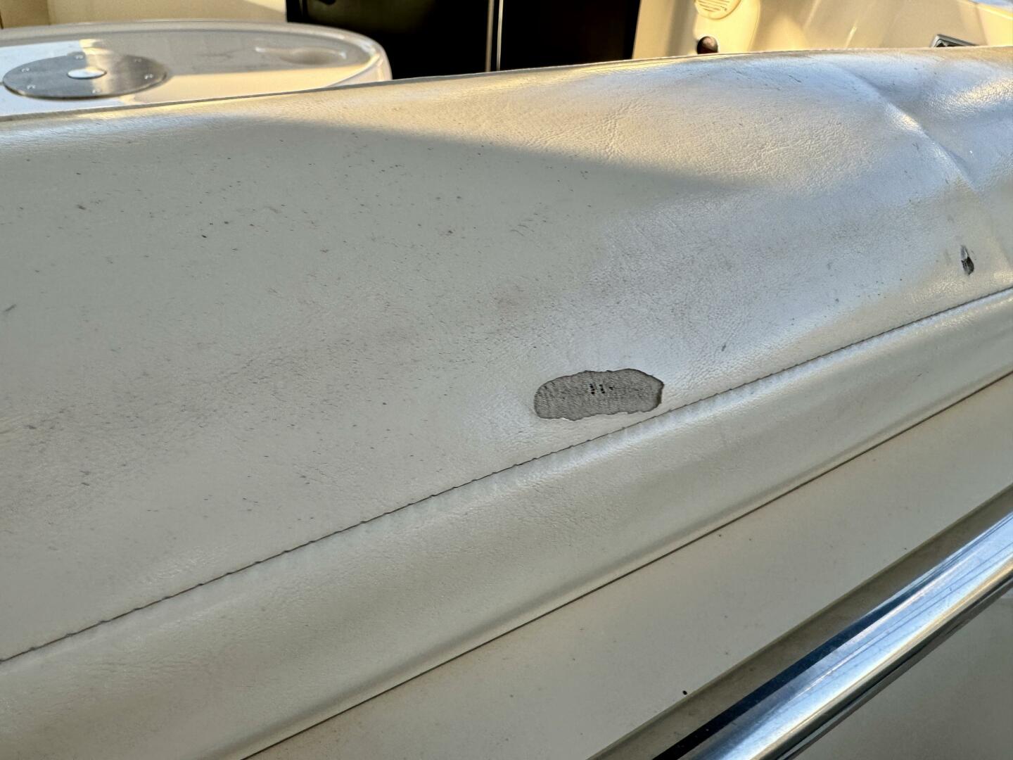 2004 Rinker 342 Fiesta Vee - Image 193
