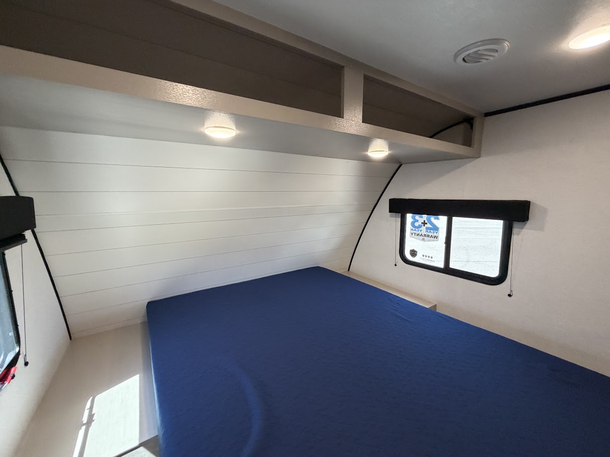 2027 JAYCO JAY FEATHER 25RLSL - Image 29