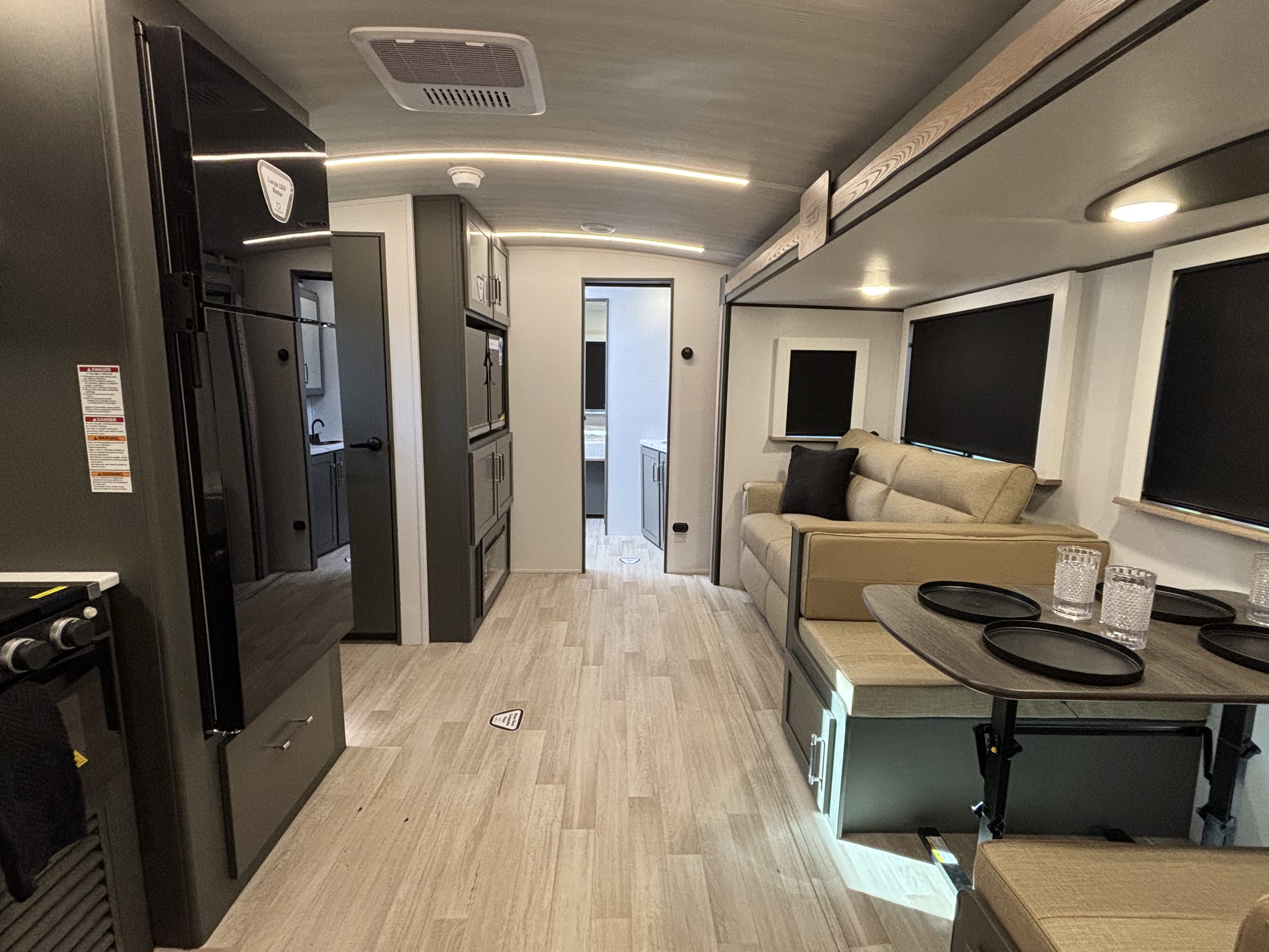 2026 Keystone Bullet Premium 265FKS - Image 12