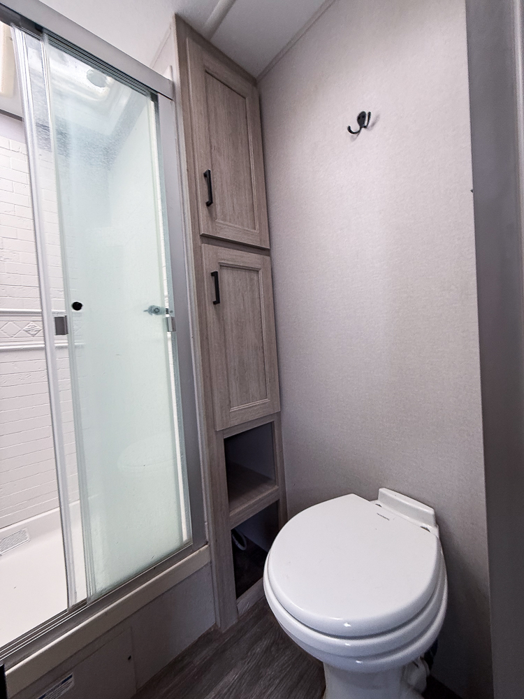 2024 FOREST RIVER 31KDS - Image 40