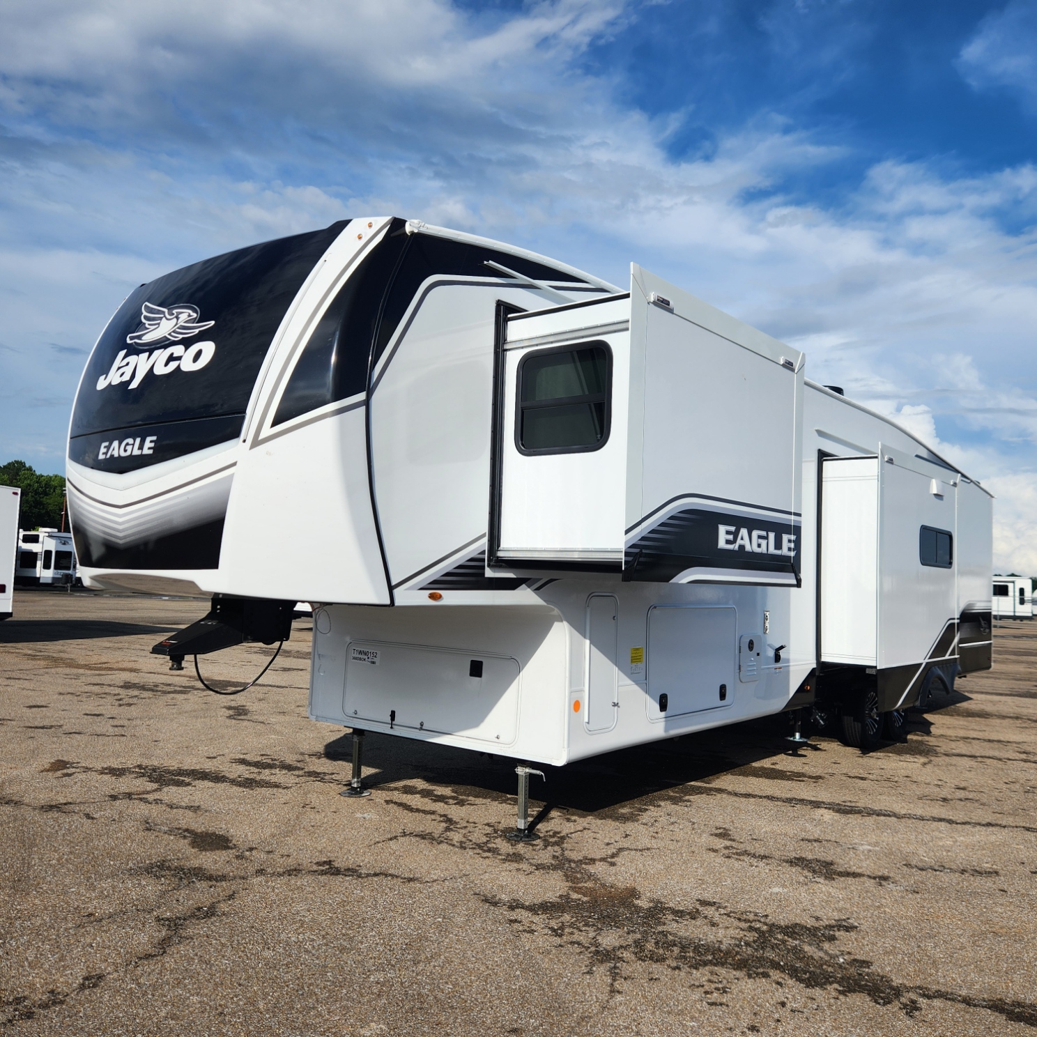2026 JAYCO EAGLE 360DBOK - Image 2